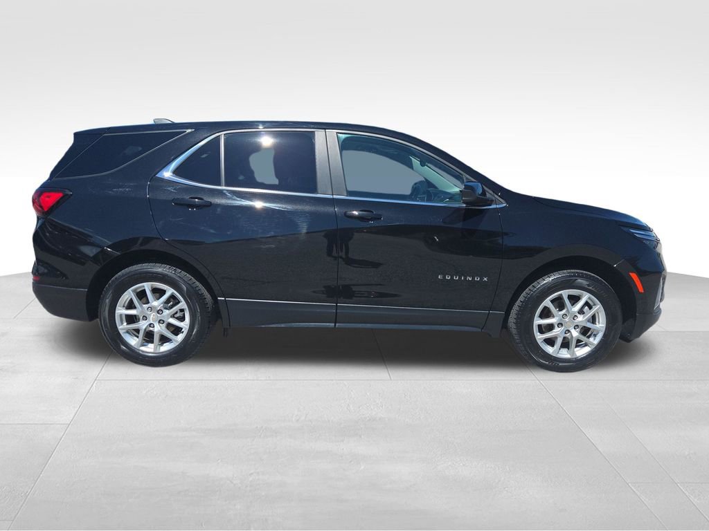 Used 2023 Chevrolet Equinox LT AWD/4WD image 7