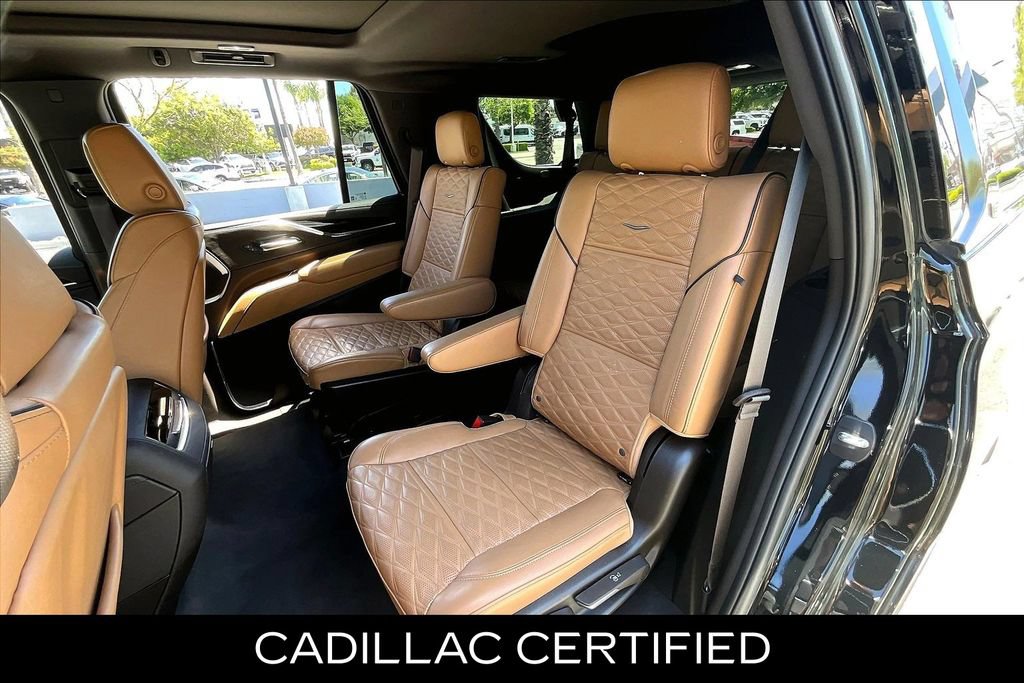 Certified 2023 Cadillac Escalade Sport w/ Touring Package AWD/4WD image 19