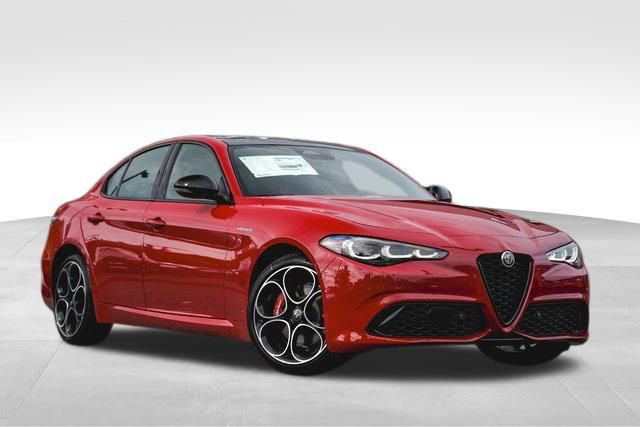 New 2025 Alfa Romeo Giulia AWD image 1