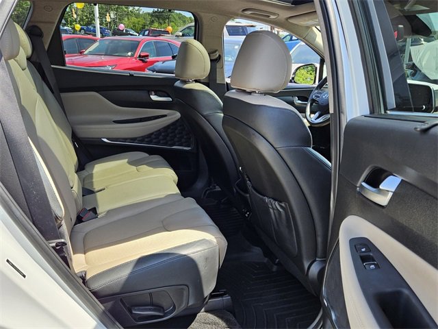 Used 2019 Hyundai Santa Fe SEL w/ Cargo Package image 17