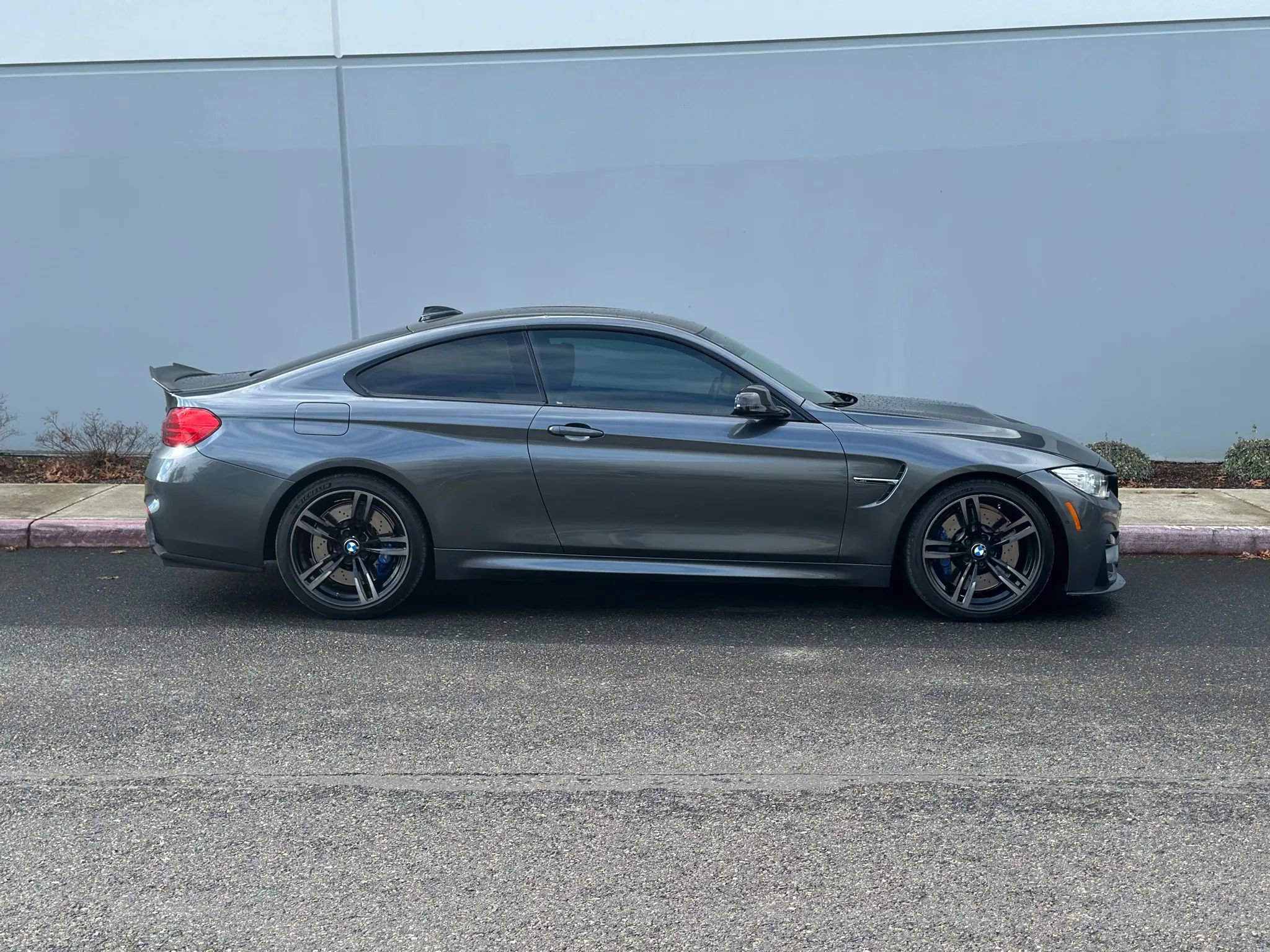 Used 2015 BMW M4 Coupe RWD image 6