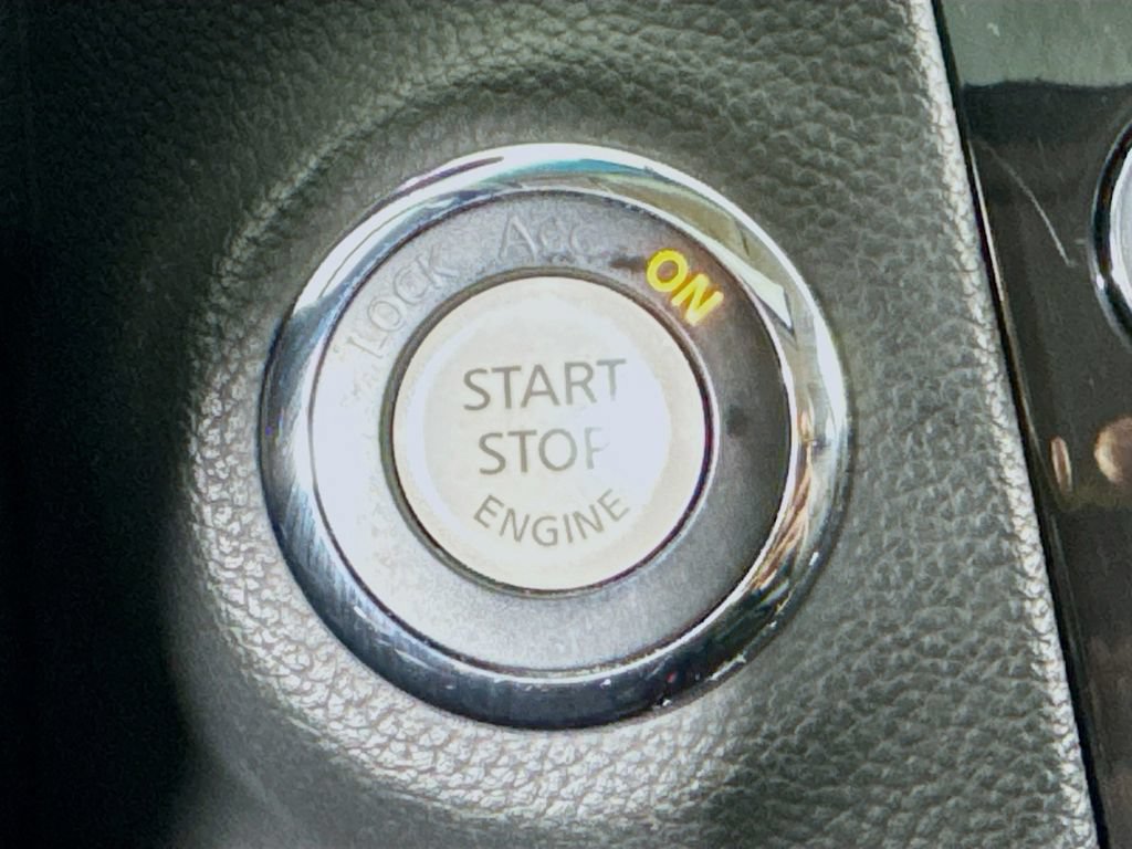Used 2012 INFINITI FX35 AWD w/ Premium Pkg image 28