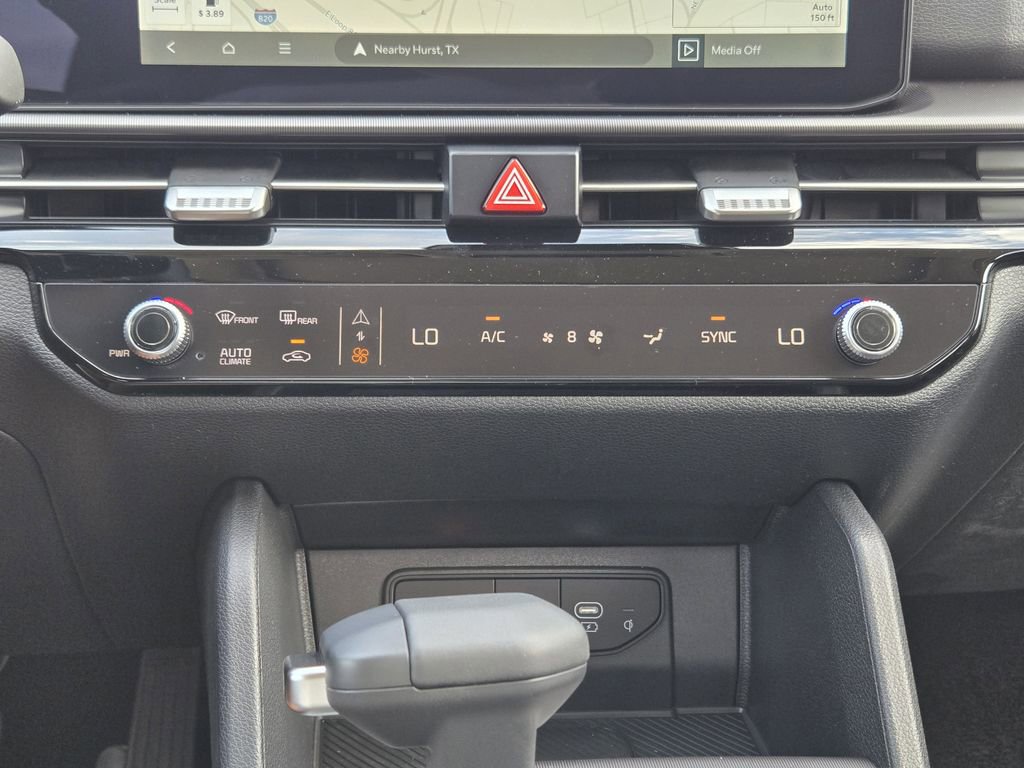 New 2026 Kia Sportage SX FWD image 14