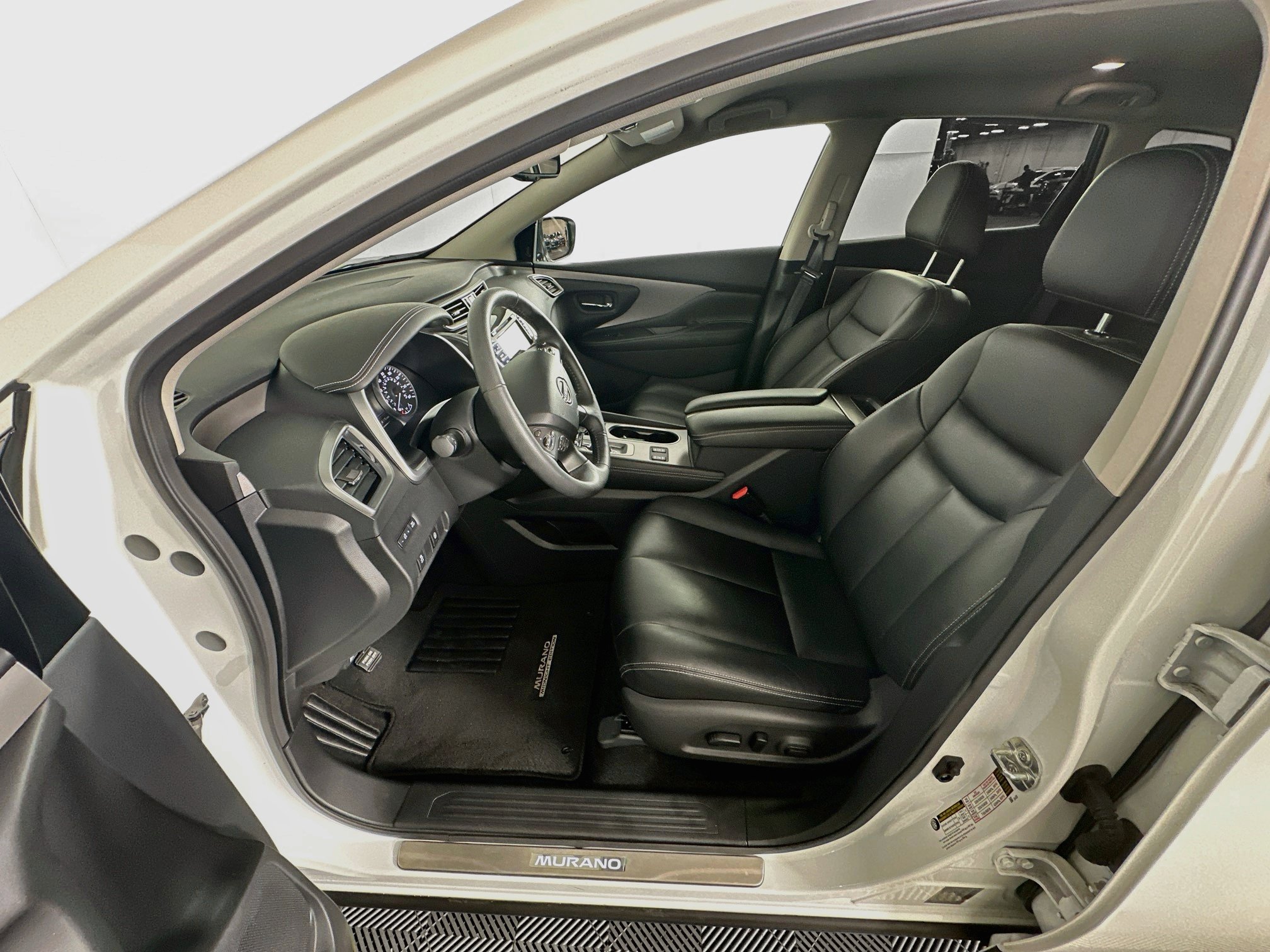 Used 2024 Nissan Murano SV w/ SV Midnight Edition Package FWD image 13