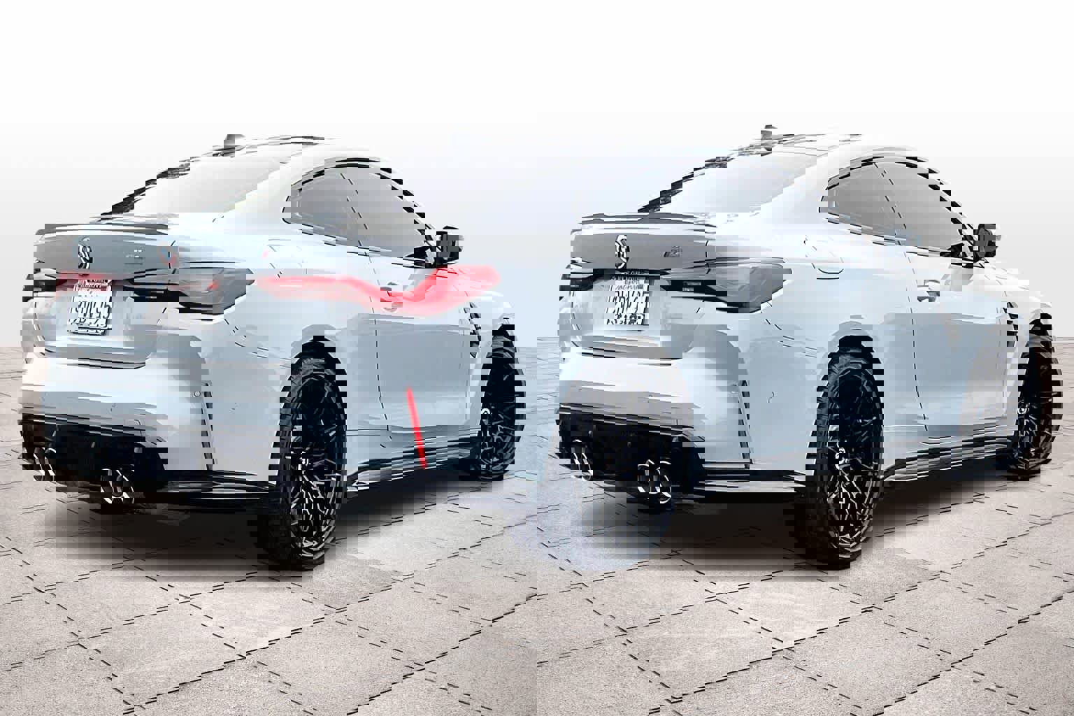 Used 2023 BMW M4 Coupe w/ M Driver's Package image 16