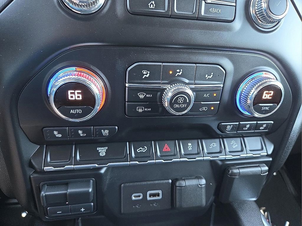 Used 2022 GMC Sierra 2500 AT4 w/ Gooseneck/5TH Wheel Package image 14