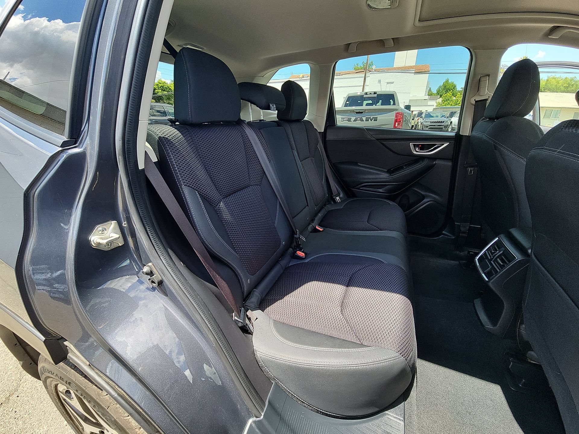 Used 2020 Subaru Forester Premium w/ Popular Package #1 AWD/4WD image 27