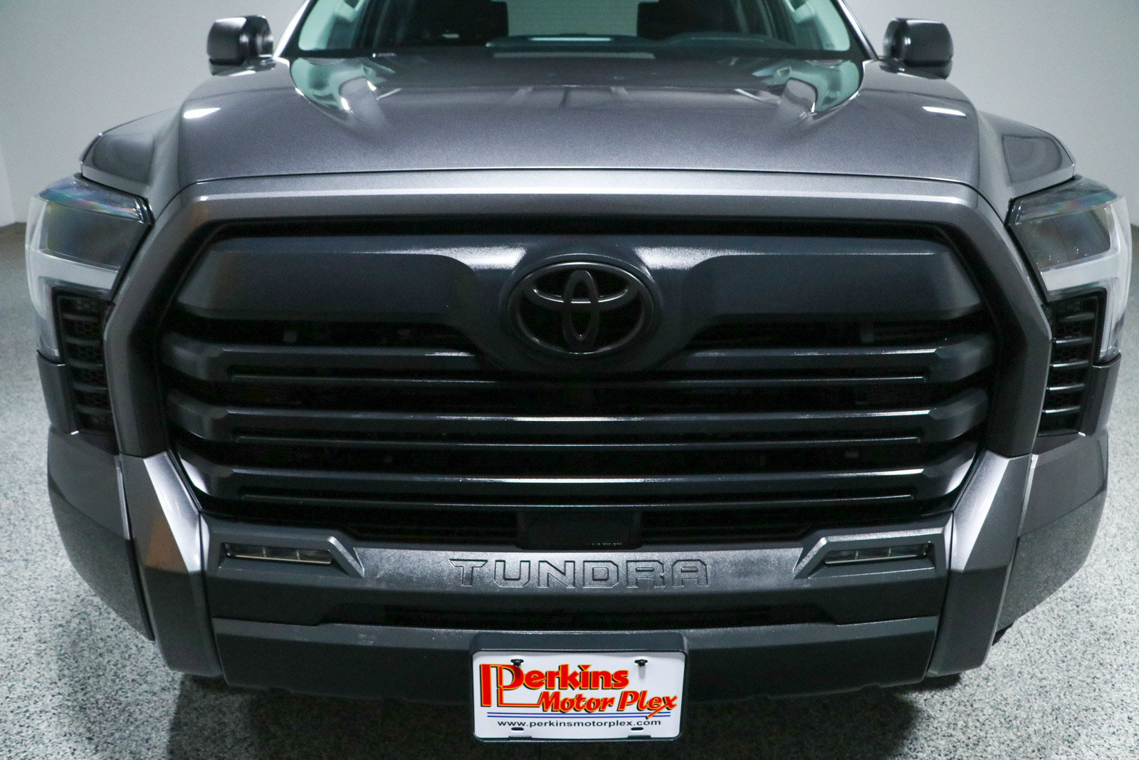 Used 2024 Toyota Tundra SR5 AWD/4WD image 4