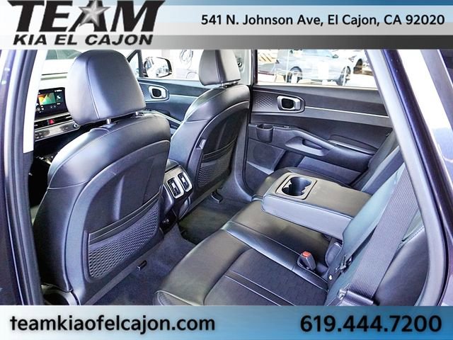 Certified 2025 Kia Sorento S w/ Panoramic Sunroof Package image 19
