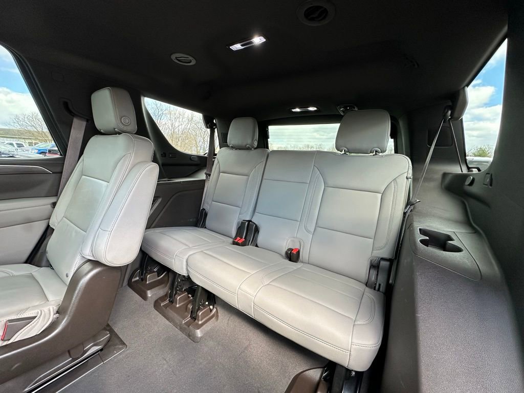 Used 2022 Chevrolet Tahoe LT w/ Luxury Package image 6