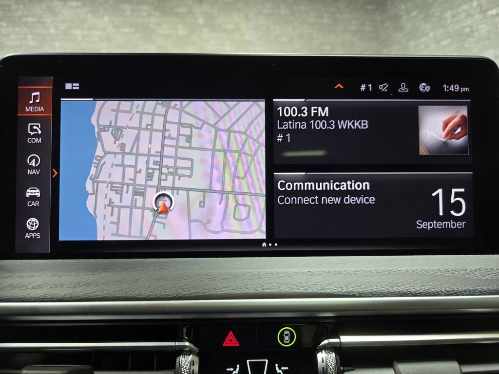 Used 2023 BMW X4 xDrive30i w/ M Sport Package image 21