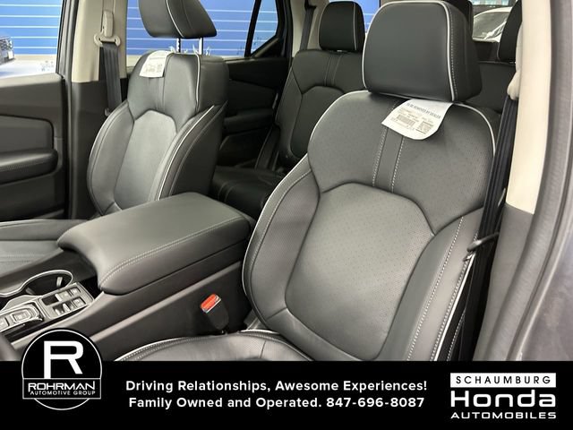 Used 2025 Honda Pilot Elite image 19