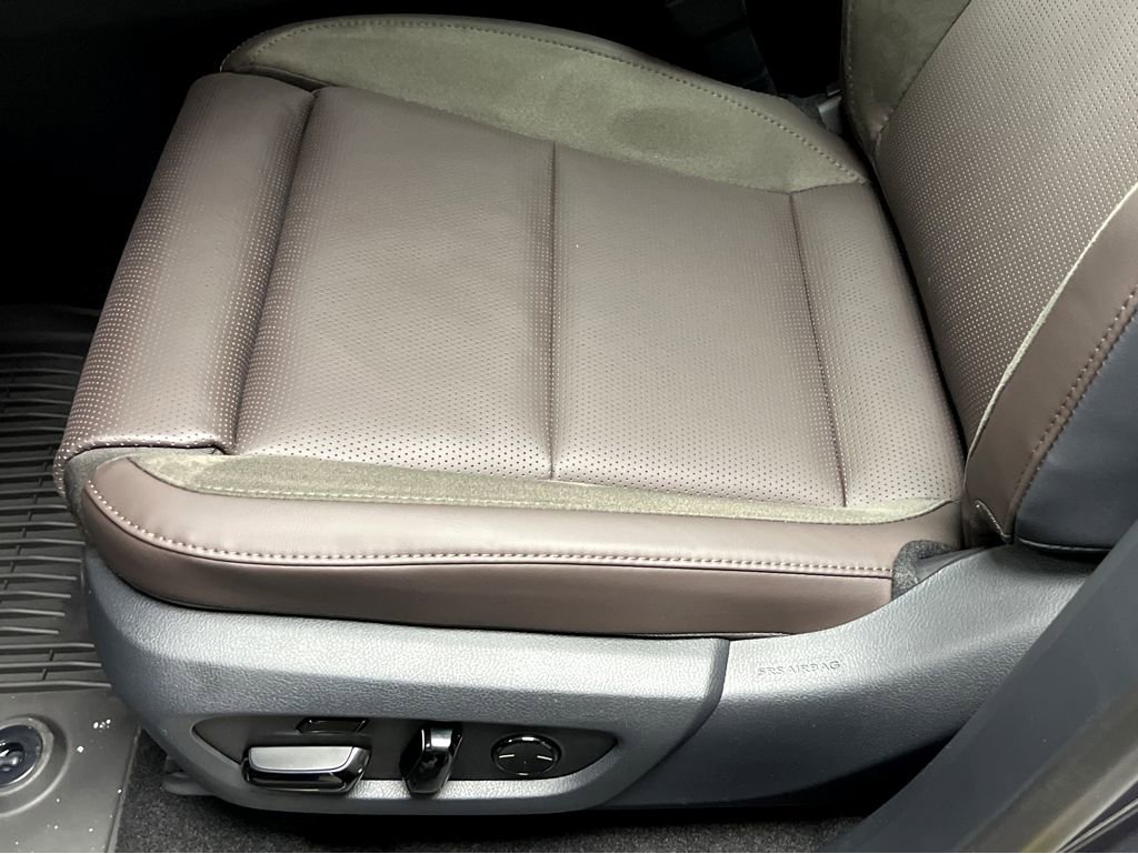 New 2026 Lexus RX 450h 450h+ Luxury image 41