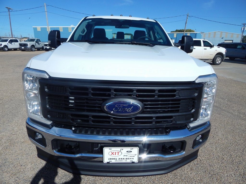 New 2026 Ford F350 4x4 Regular Cab Super Duty image 9