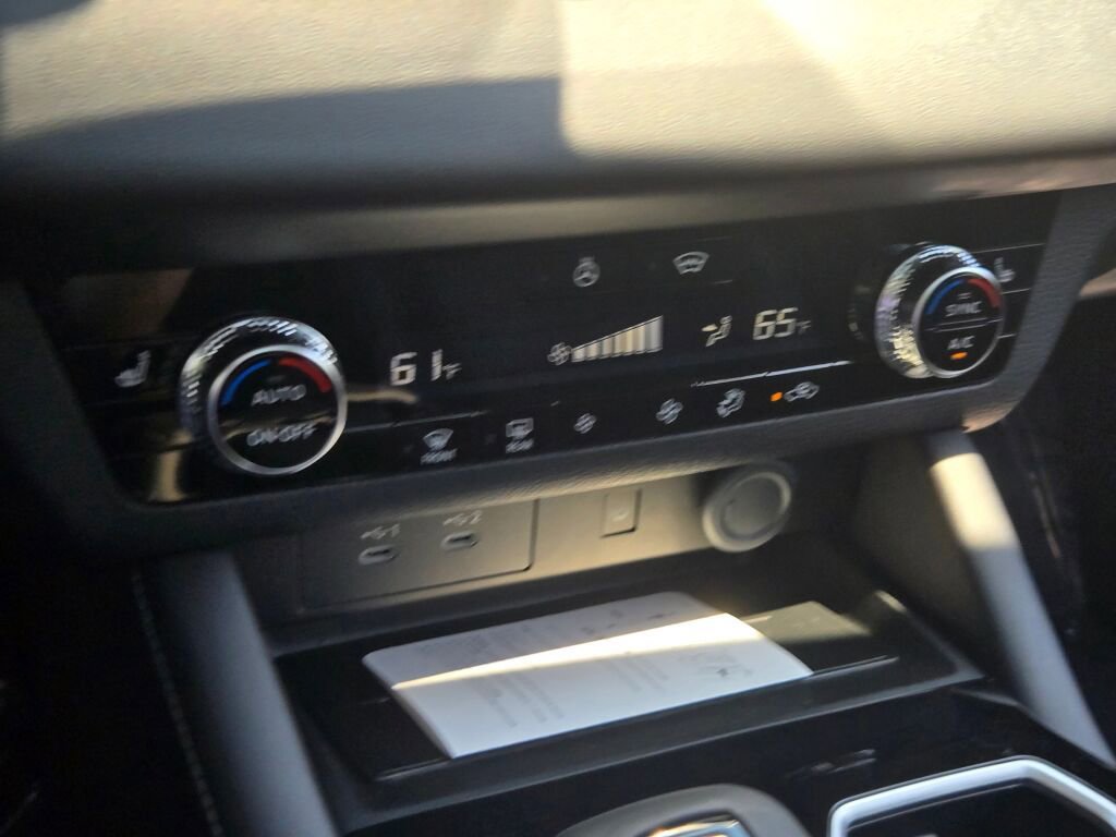 New 2026 Mitsubishi Outlander SE AWD/4WD image 24