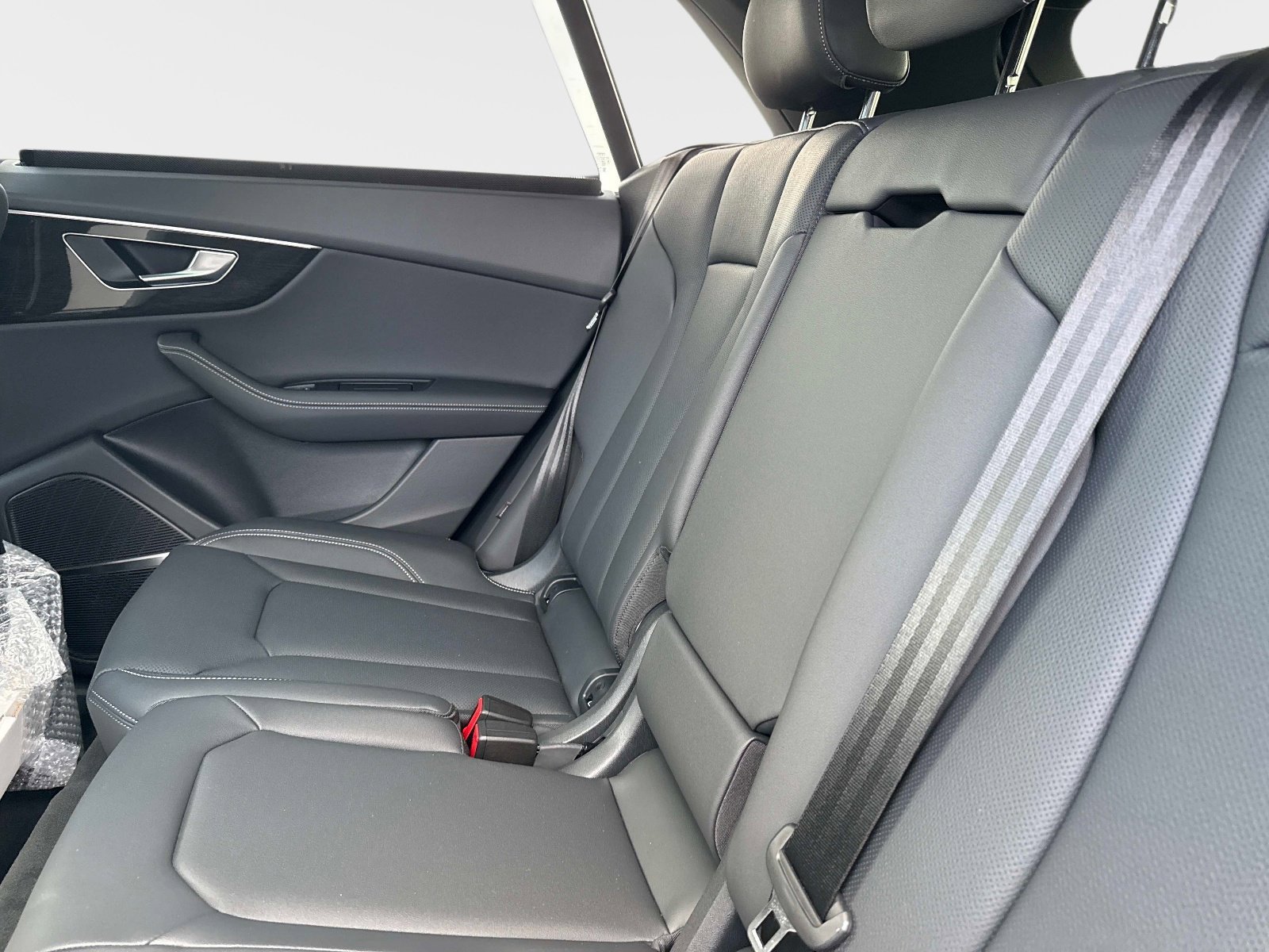 New 2026 Audi Q8 Premium Plus AWD/4WD image 13