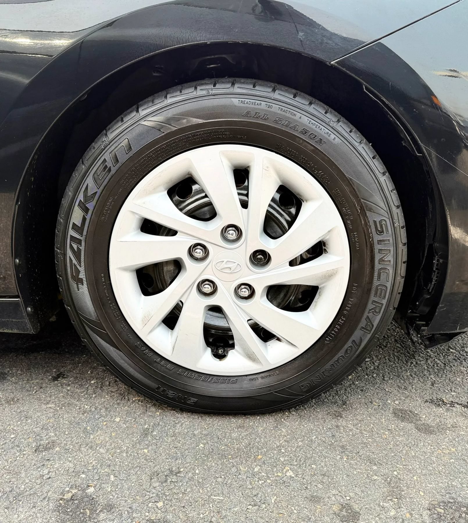 Used 2020 Hyundai Elantra SE FWD image 43