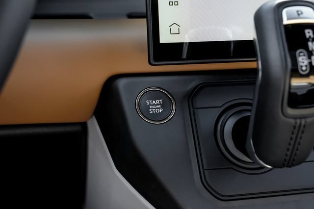 New 2026 Land Rover Defender 110 S AWD/4WD image 25