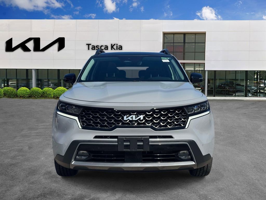 Used 2023 Kia Sorento SX Prestige image 2