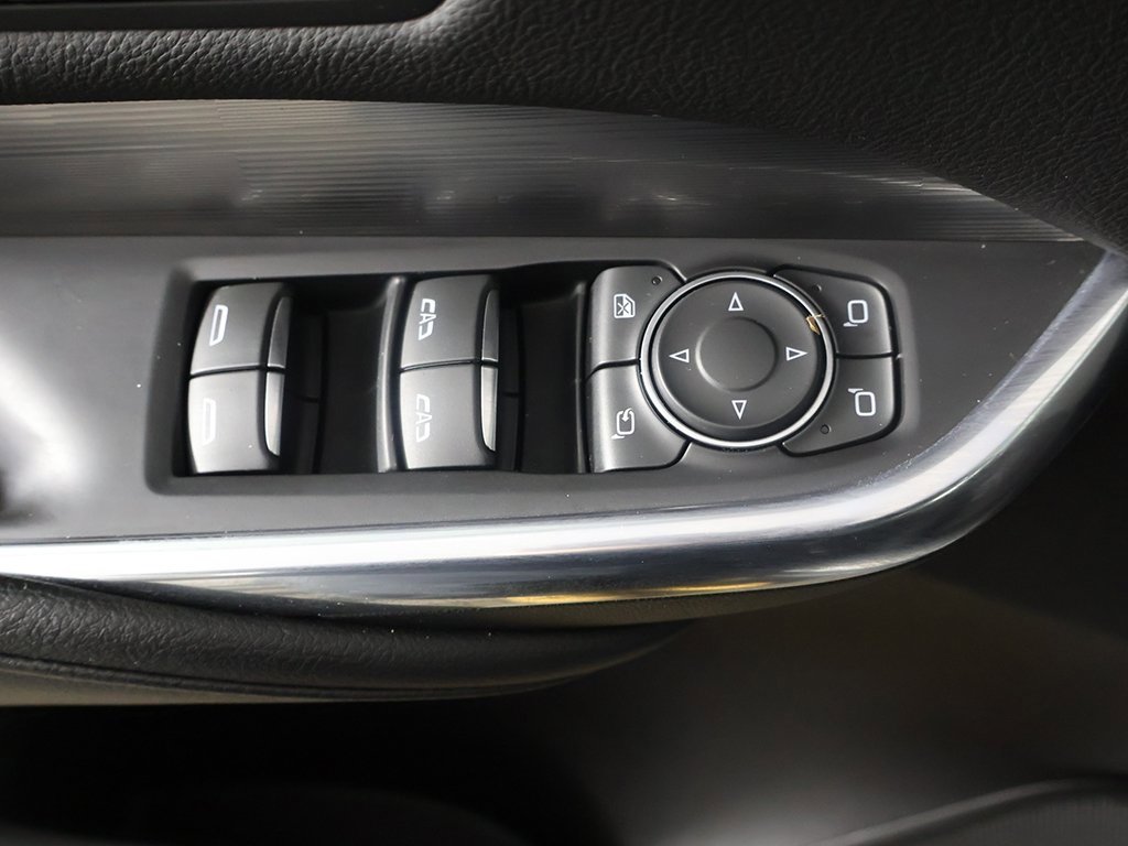 Used 2024 Cadillac XT4 Premium Luxury image 33