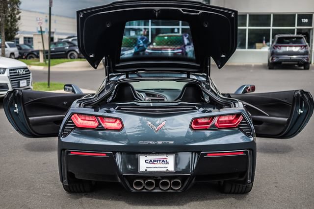 Used 2019 Chevrolet Corvette Stingray Coupe w/ 1LT RWD image 11