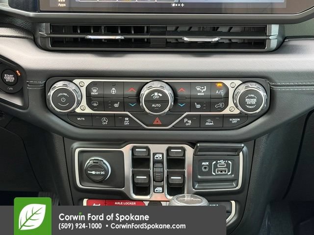 Used 2025 Jeep Gladiator Mojave AWD/4WD image 29