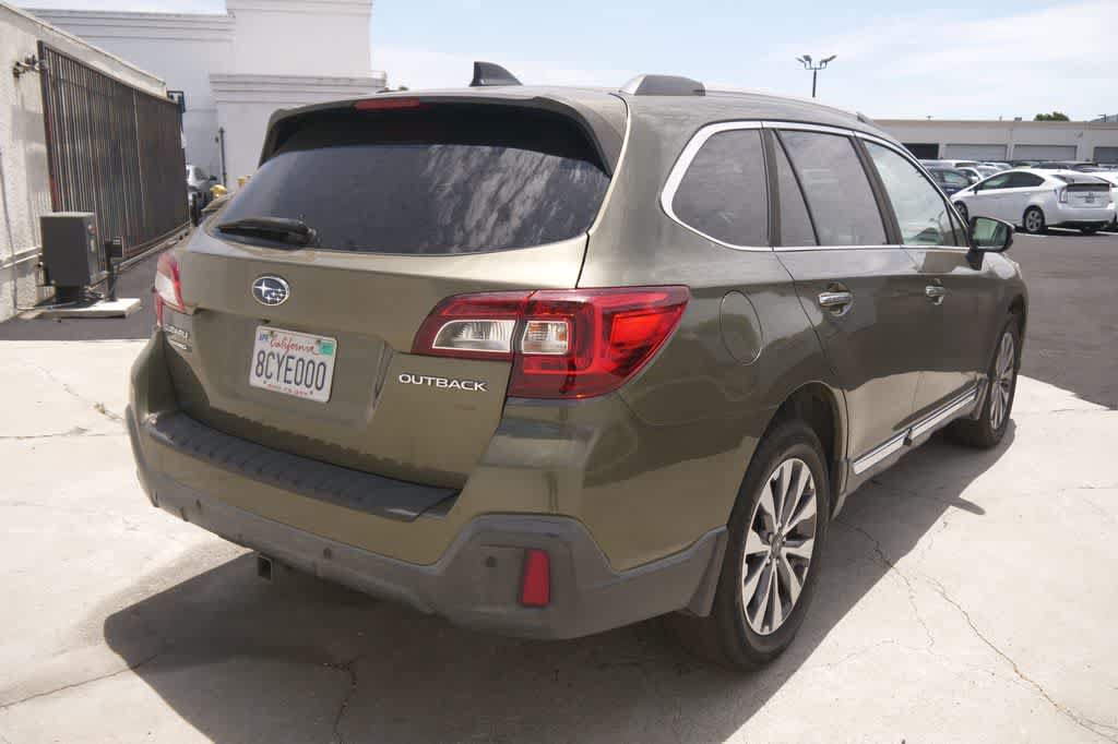 Used 2018 Subaru Outback 2.5i Touring AWD/4WD image 9