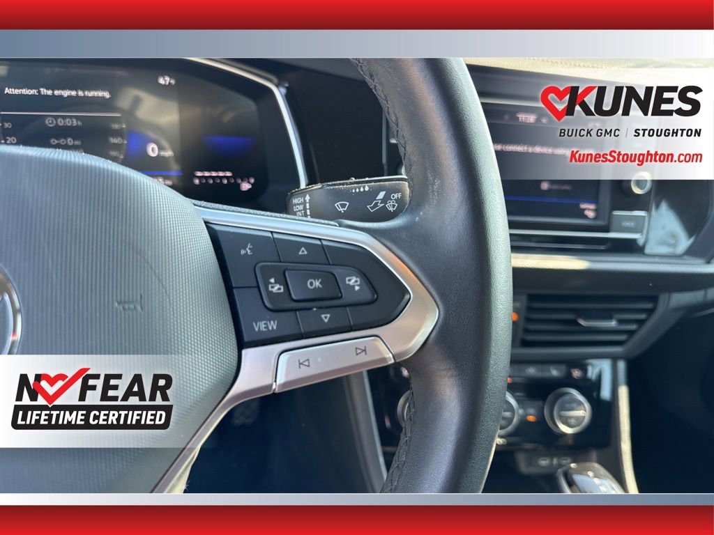 Used 2024 Volkswagen Jetta SE image 27