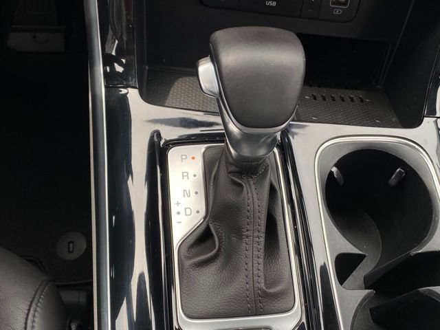 Used 2023 Kia Carnival SX FWD image 19