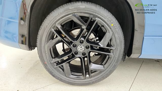 Used 2025 Volkswagen Tiguan SE R-Line FWD image 80