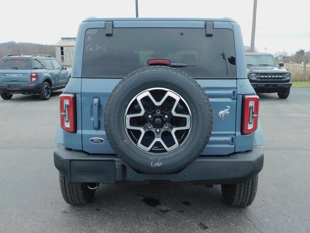 New 2025 Ford Bronco Outer Banks image 8