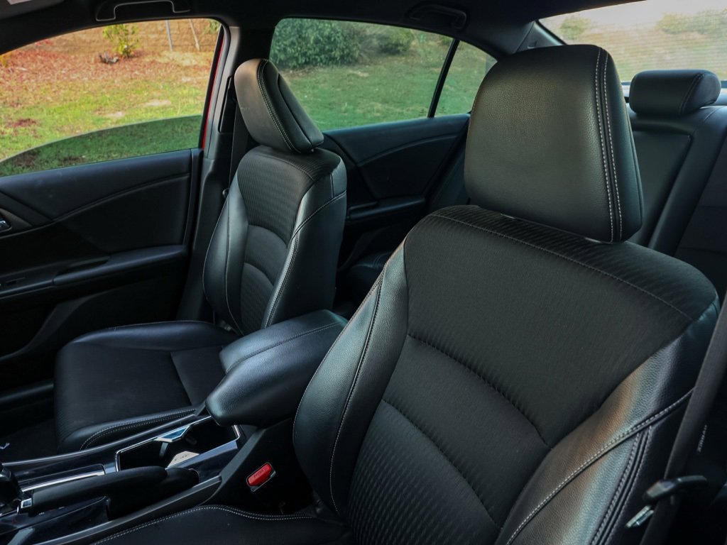 Used 2016 Honda Accord Sport image 15