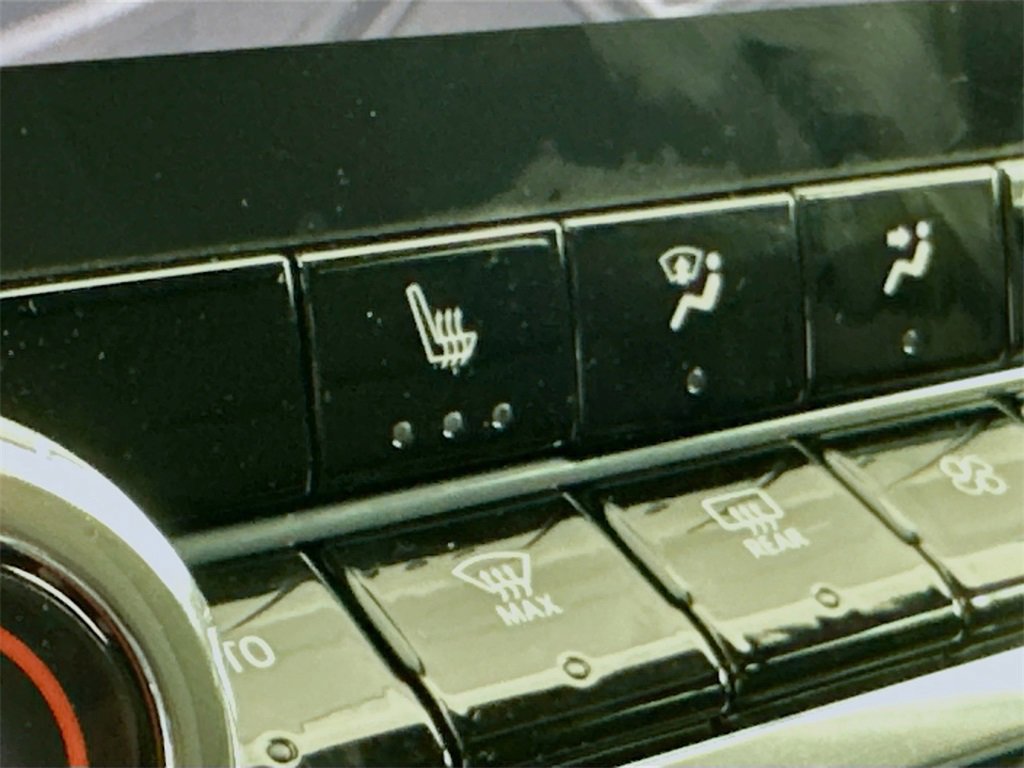 New 2026 GMC Canyon Elevation w/ Convenience Package image 21