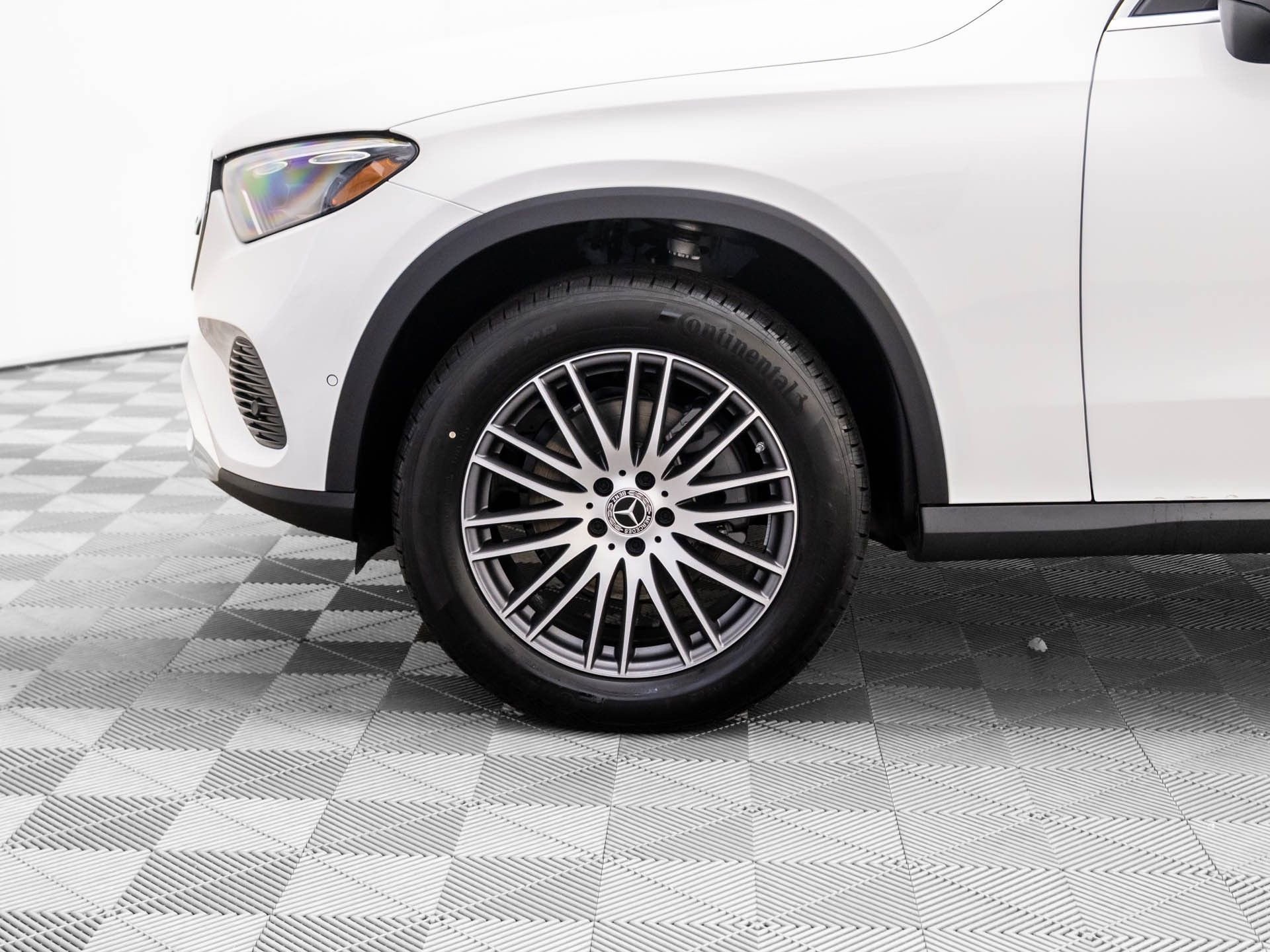 New 2026 Mercedes-Benz GLC 300 4MATIC image 38