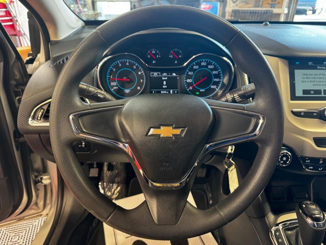 Used 2017 Chevrolet Cruze LS FWD image 16