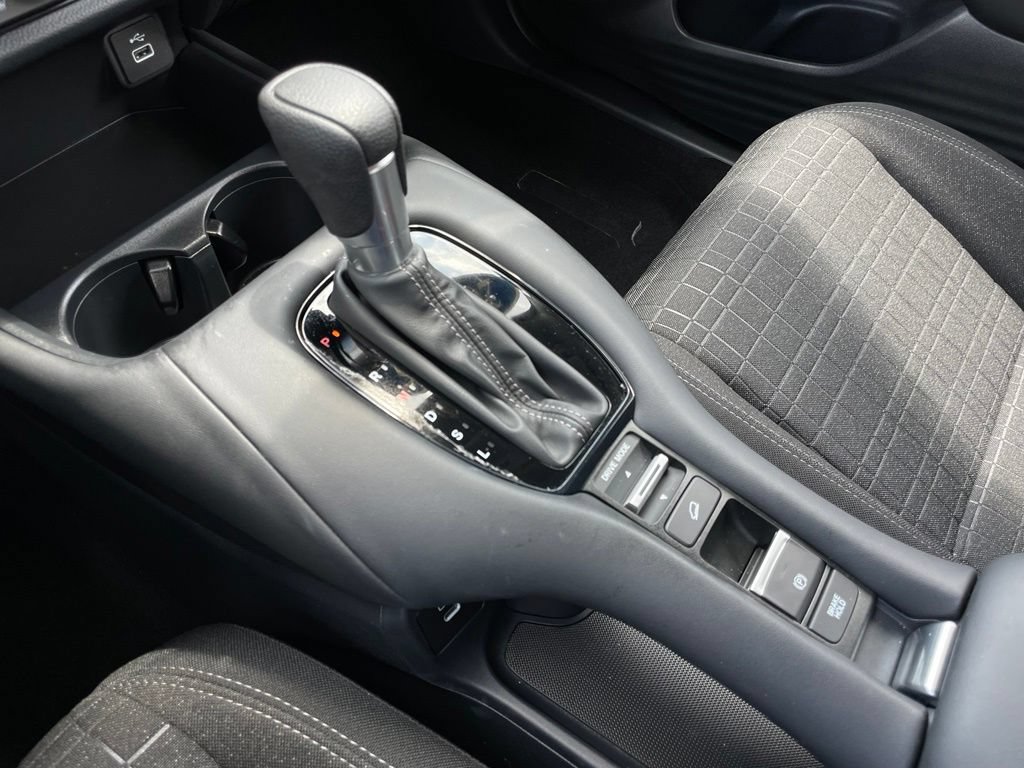 Certified 2025 Honda HR-V LX image 19