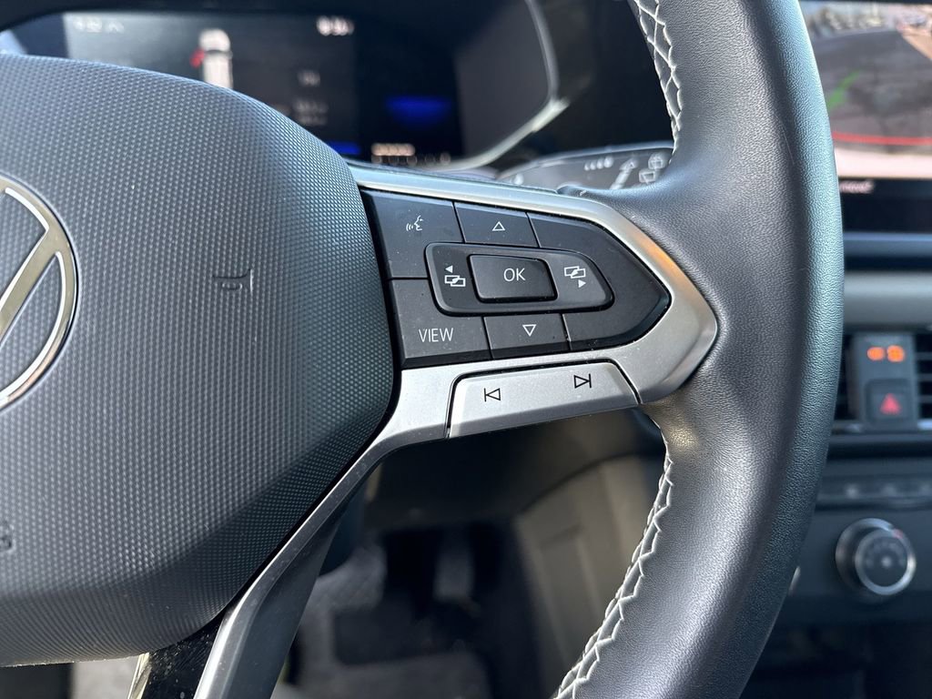 Used 2022 Volkswagen Taos SE image 17