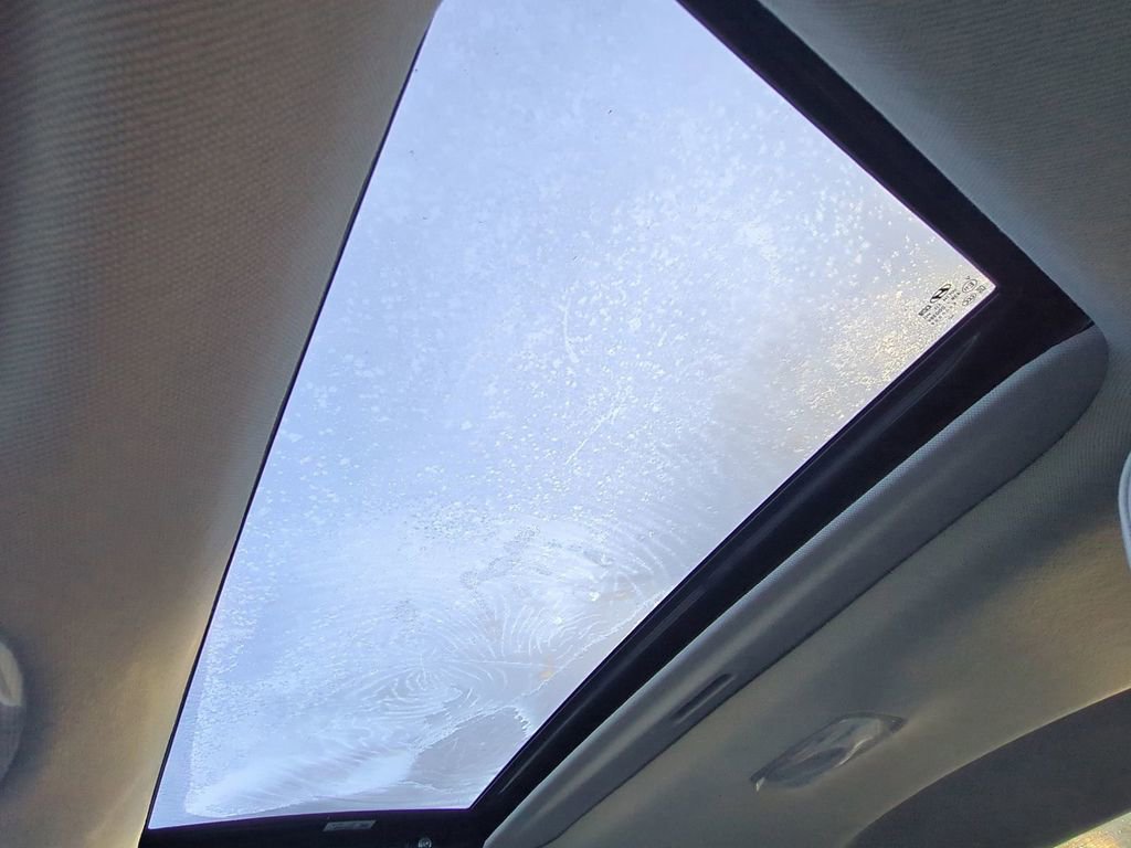 New 2026 Hyundai Elantra Limited image 22