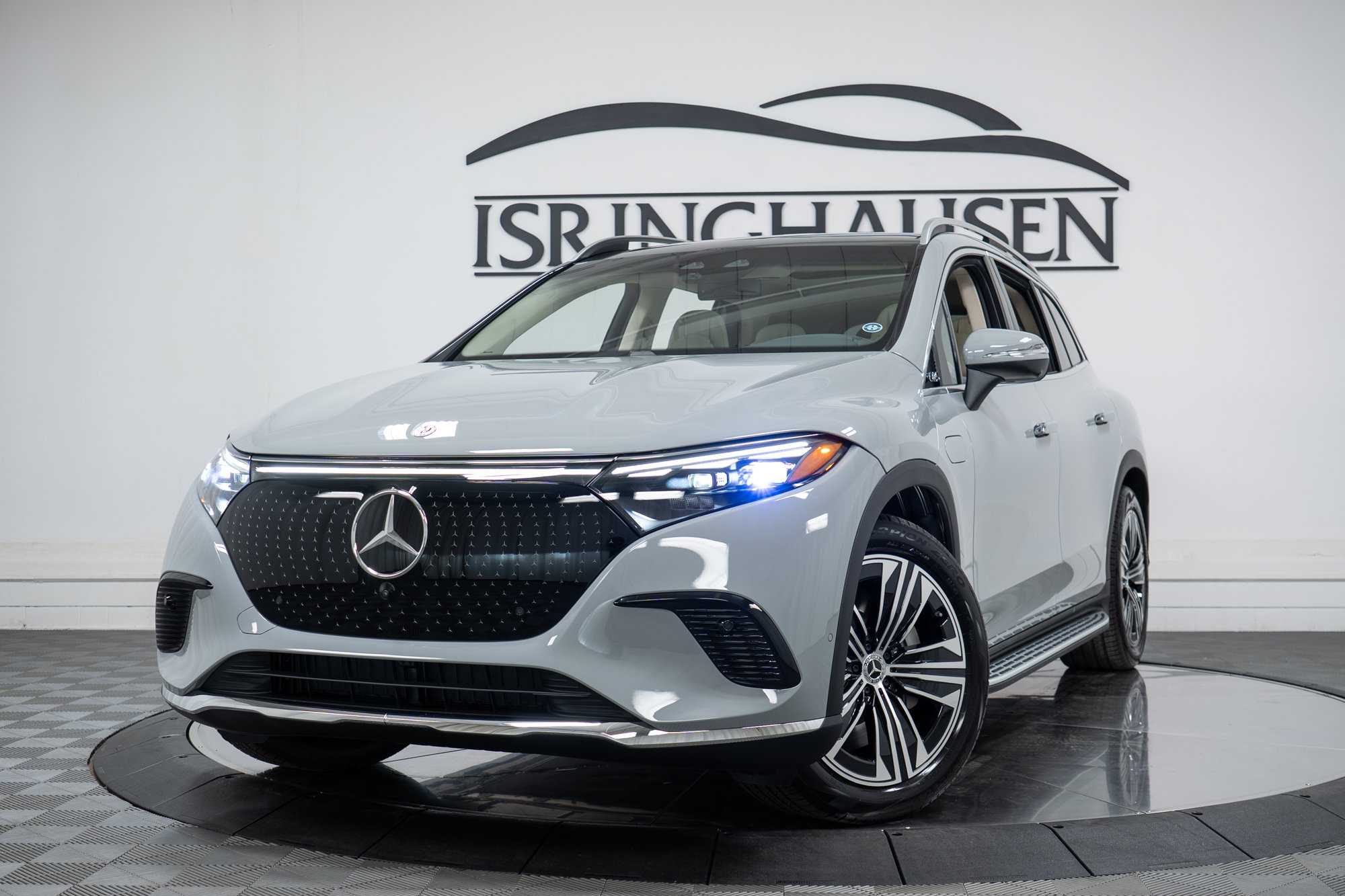 New 2026 Mercedes-Benz EQS 400 4MATIC SUV image 28