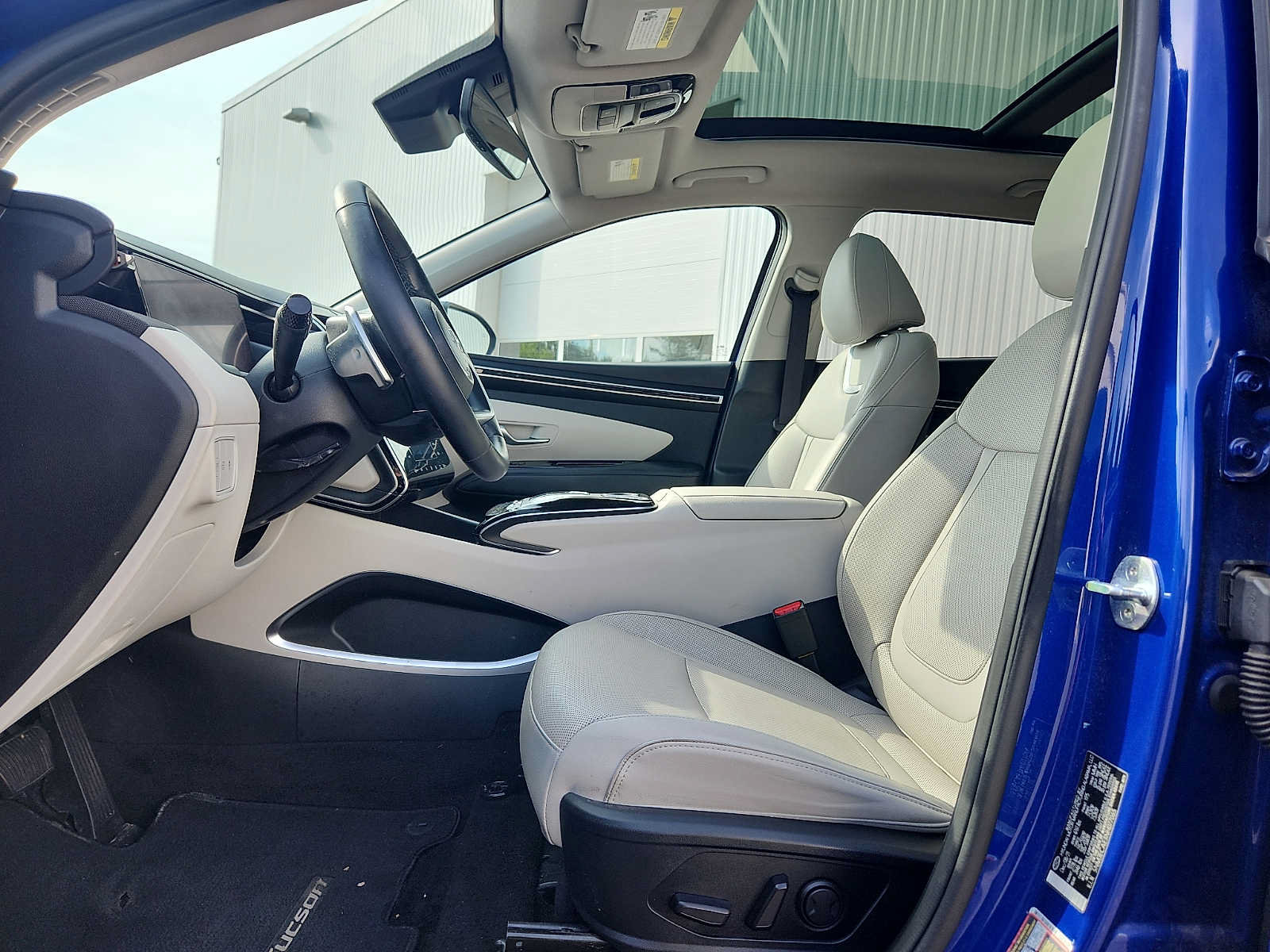 Used 2022 Hyundai Tucson Limited AWD/4WD image 13