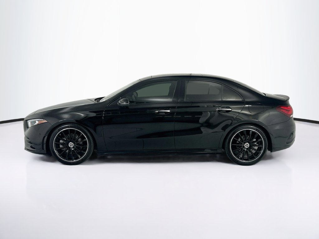 Used 2022 Mercedes-Benz A 220 4MATIC image 8