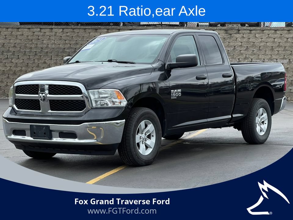 Used 2024 RAM 1500 Classic SLT AWD/4WD image 1