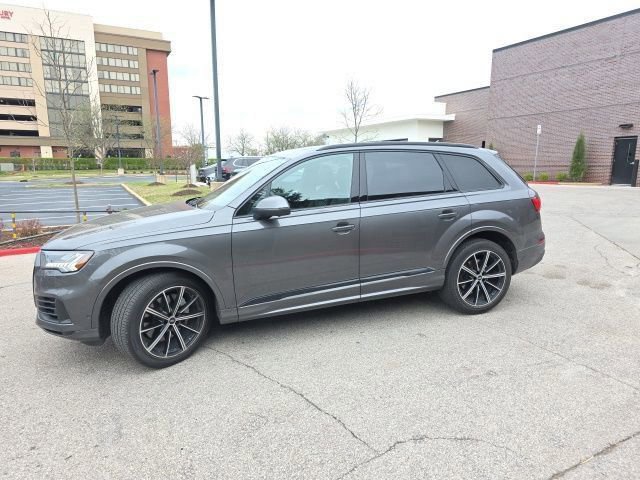 Used 2022 Audi Q7 3.0T Premium Plus image 1