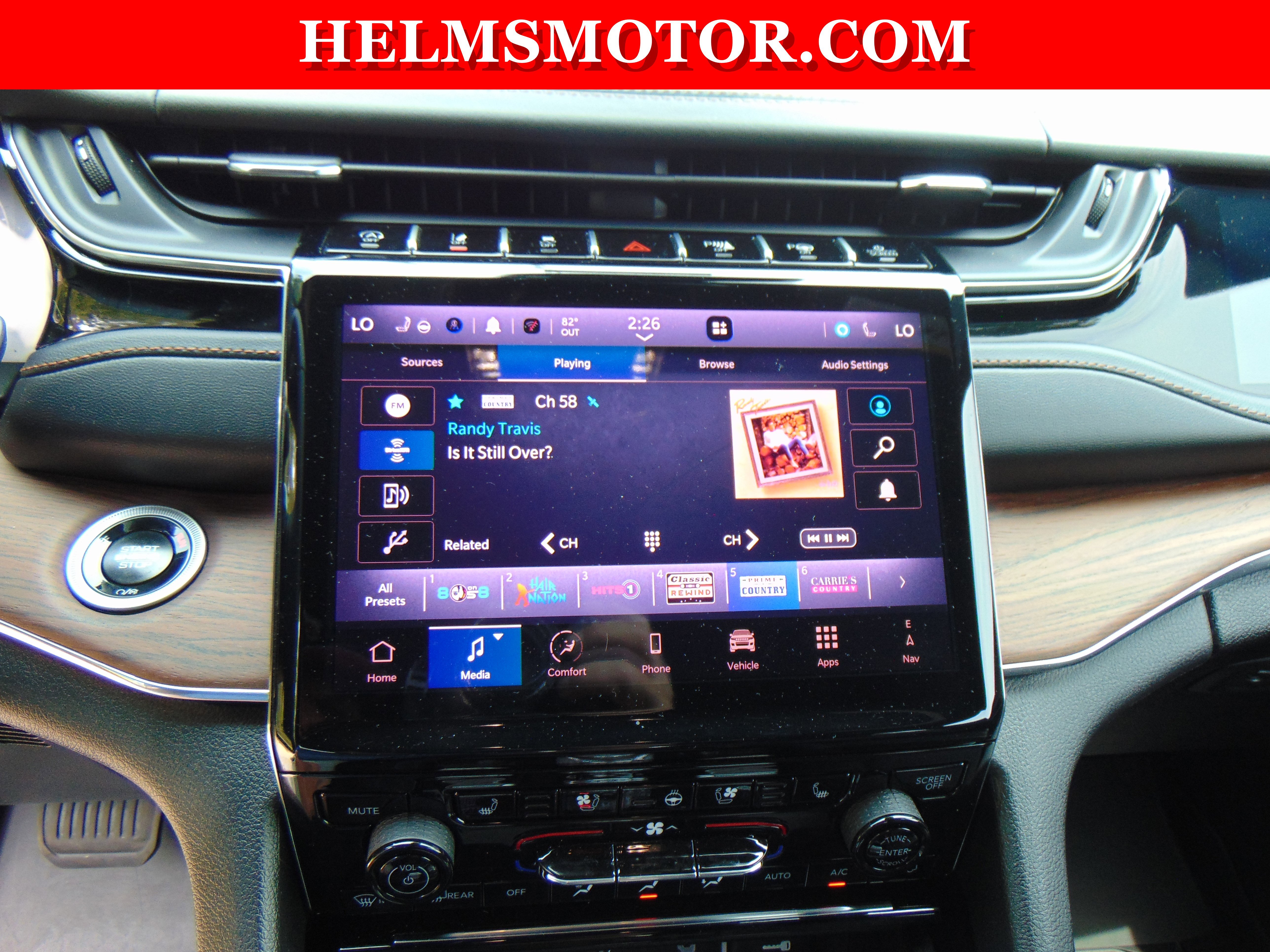 Certified 2025 Jeep Grand Cherokee Summit w/ Adv Protech Group IV AWD/4WD image 28