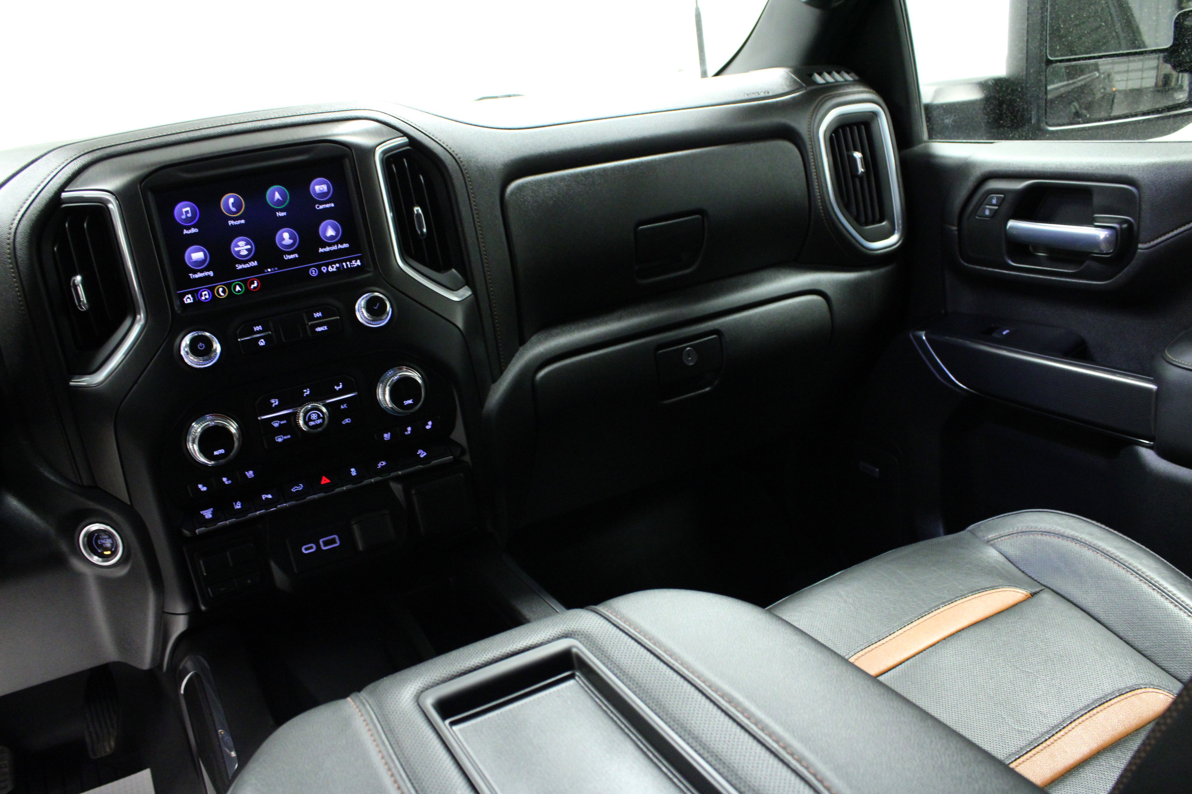 Used 2020 GMC Sierra 2500 AT4 w/ AT4 Premium Package image 19