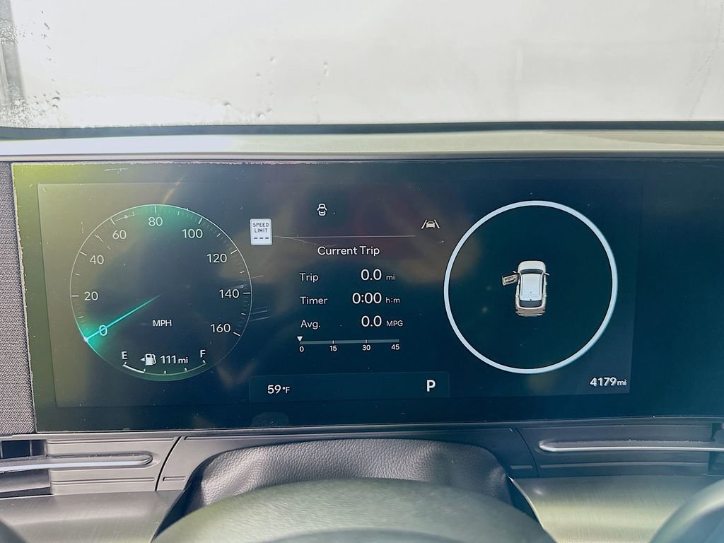 Used 2025 Hyundai Kona Limited image 24