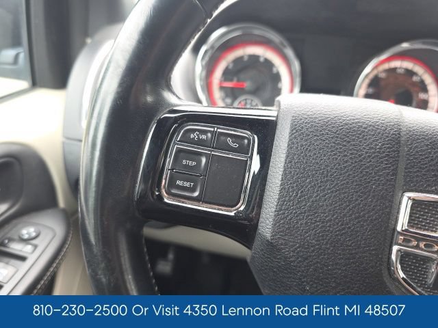 Used 2018 Dodge Grand Caravan SXT FWD image 19