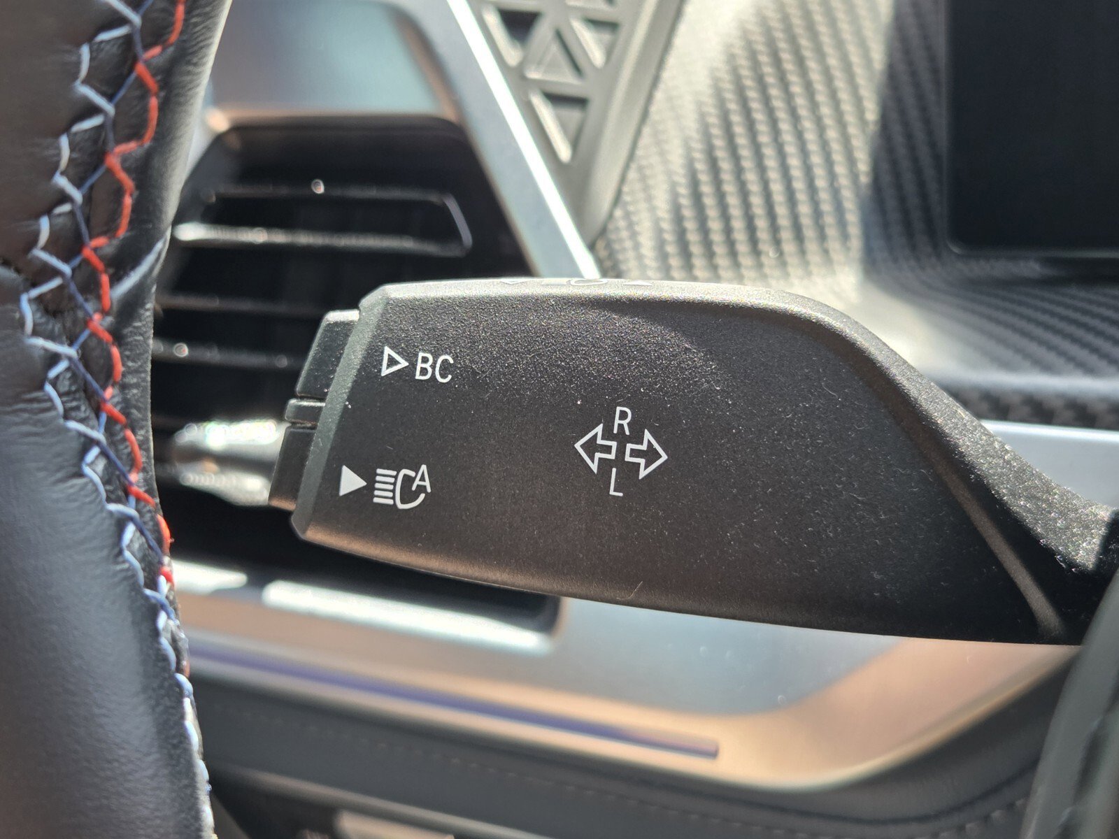 Used 2023 BMW XM w/ M Driver's Package image 29