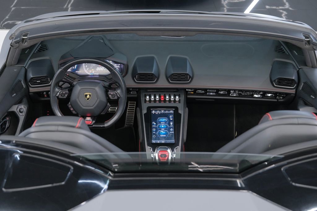 Used 2020 Lamborghini Huracan EVO image 42