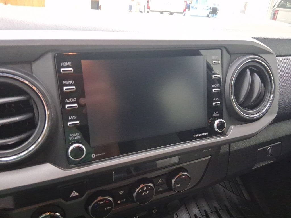 Used 2023 Toyota Tacoma TRD Off-Road w/ Technology Package AWD/4WD image 13